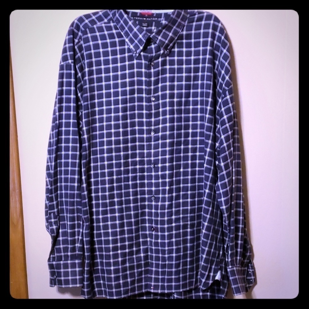 Tommy hilfiger plaid long sleeve button down